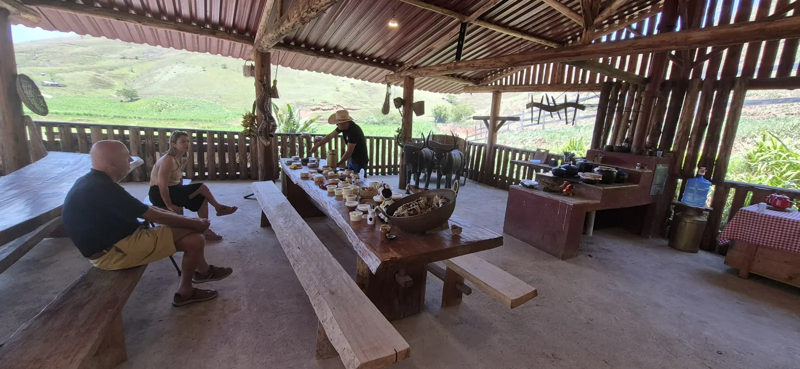Open-air gathering in the Vale do Café